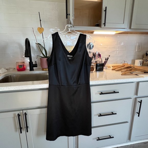 Old Navy Special Occasion Dress Very Unique Liquid Leather (Manmade) Size 4 - Picture 11 of 11